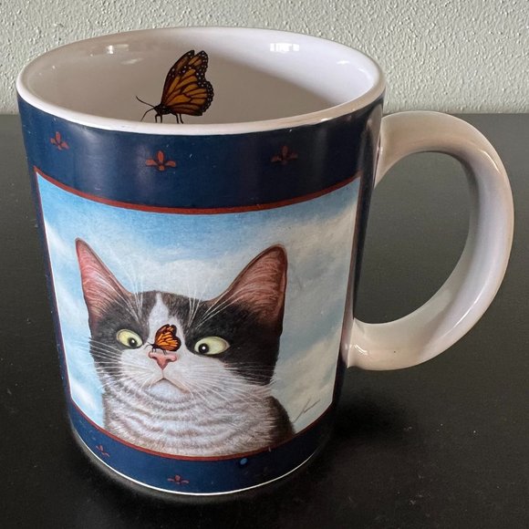 Vintage LANG AND WISE Mug  “Hugo Hege” by Lowell Herrero Cat w/ Butterfly 1996 - Picture 1 of 6